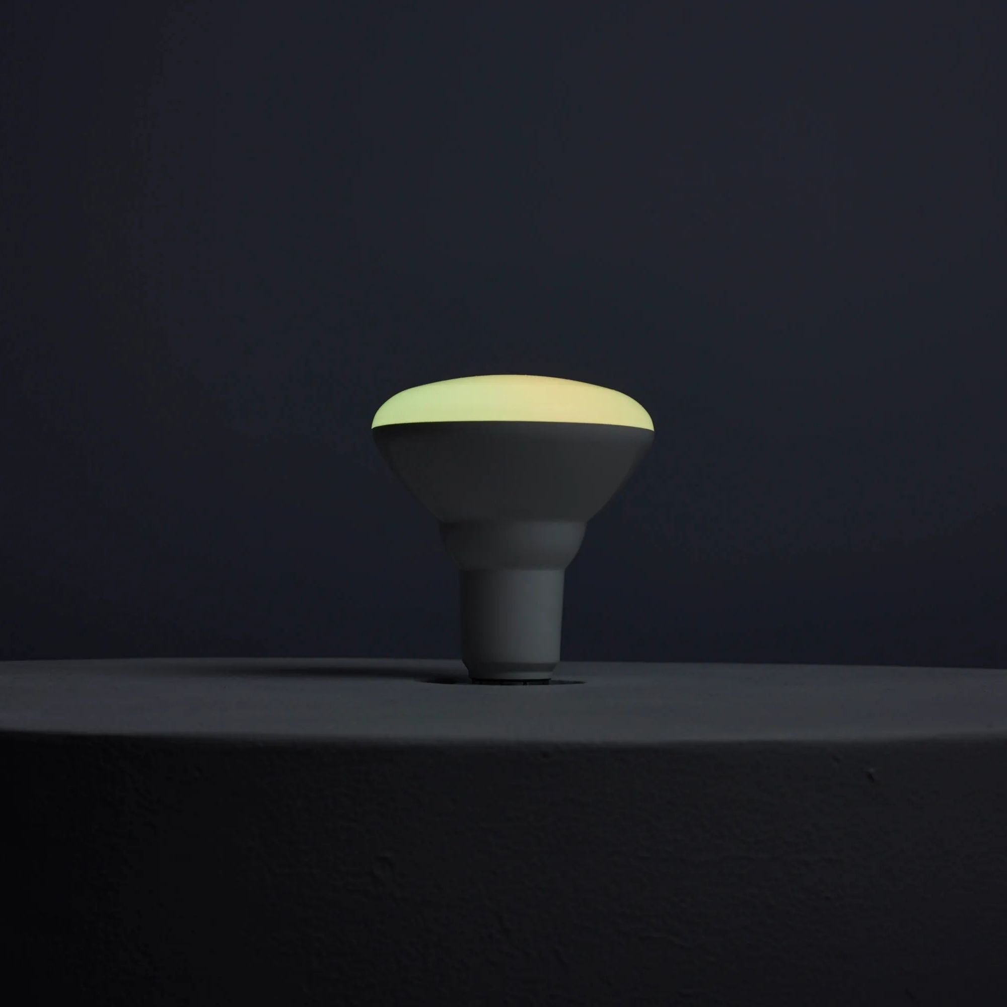 Starfish BR30 Wi-Fi Smart LED Bulb, 10W, 800 Lm, 27K-50K RGBTW, E26 Base, 120V