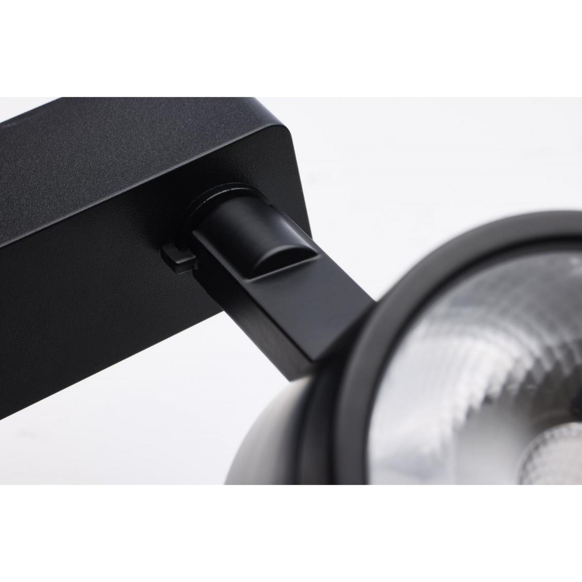Starfish Smart Round LED Track Head, 1100 Lumens, RGBTW, Halo, 36°, Black