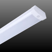 Satco|Nuvo 4ft LED Wraparound Light 3400 Lumens 39W Selectable CCT 120-277V White Finish