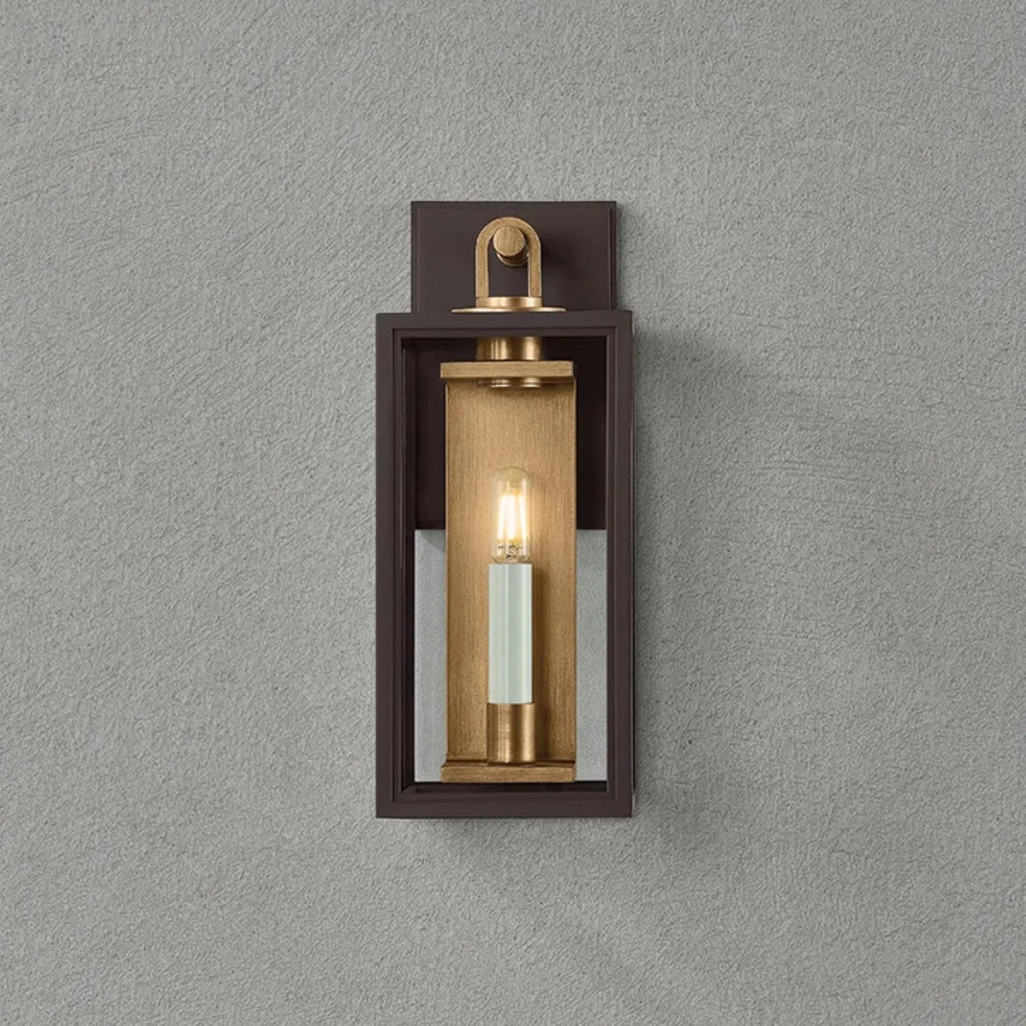 Arnold 15" Outdoor Wall Sconce, Patina Brass/Textured Bronze Finish