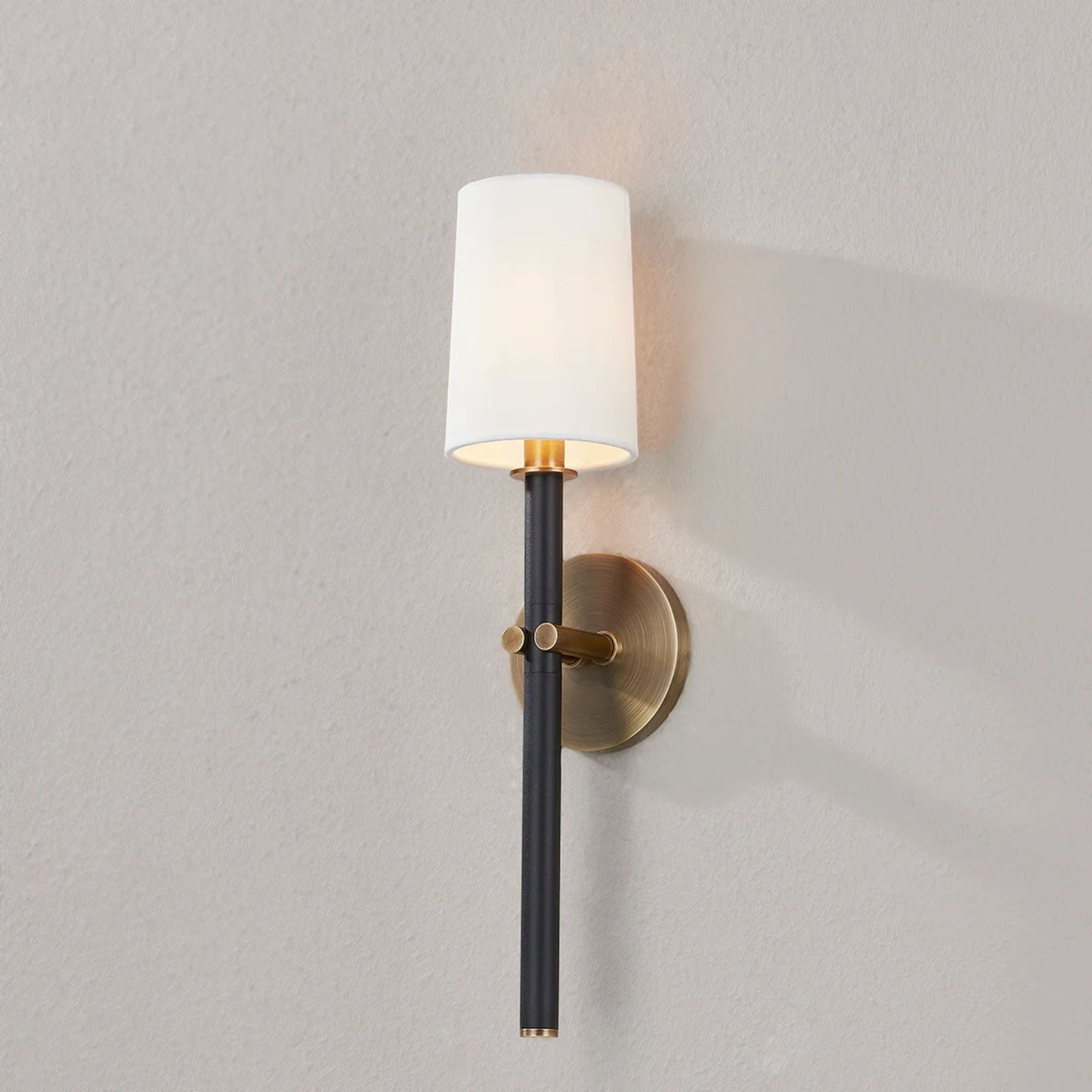 Belvedere 19" Wall Sconce, Patina Brass/Textured Black Finish