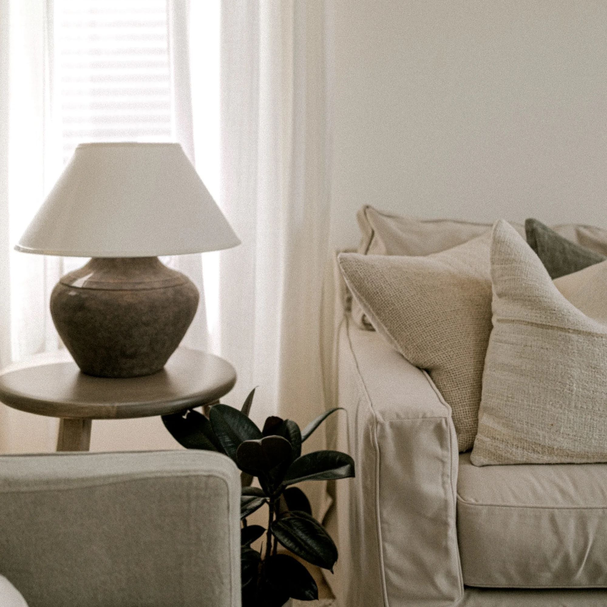 Troy Lighting - Calabria 21" Table Lamp, Rustco Finish | Bees Lighting