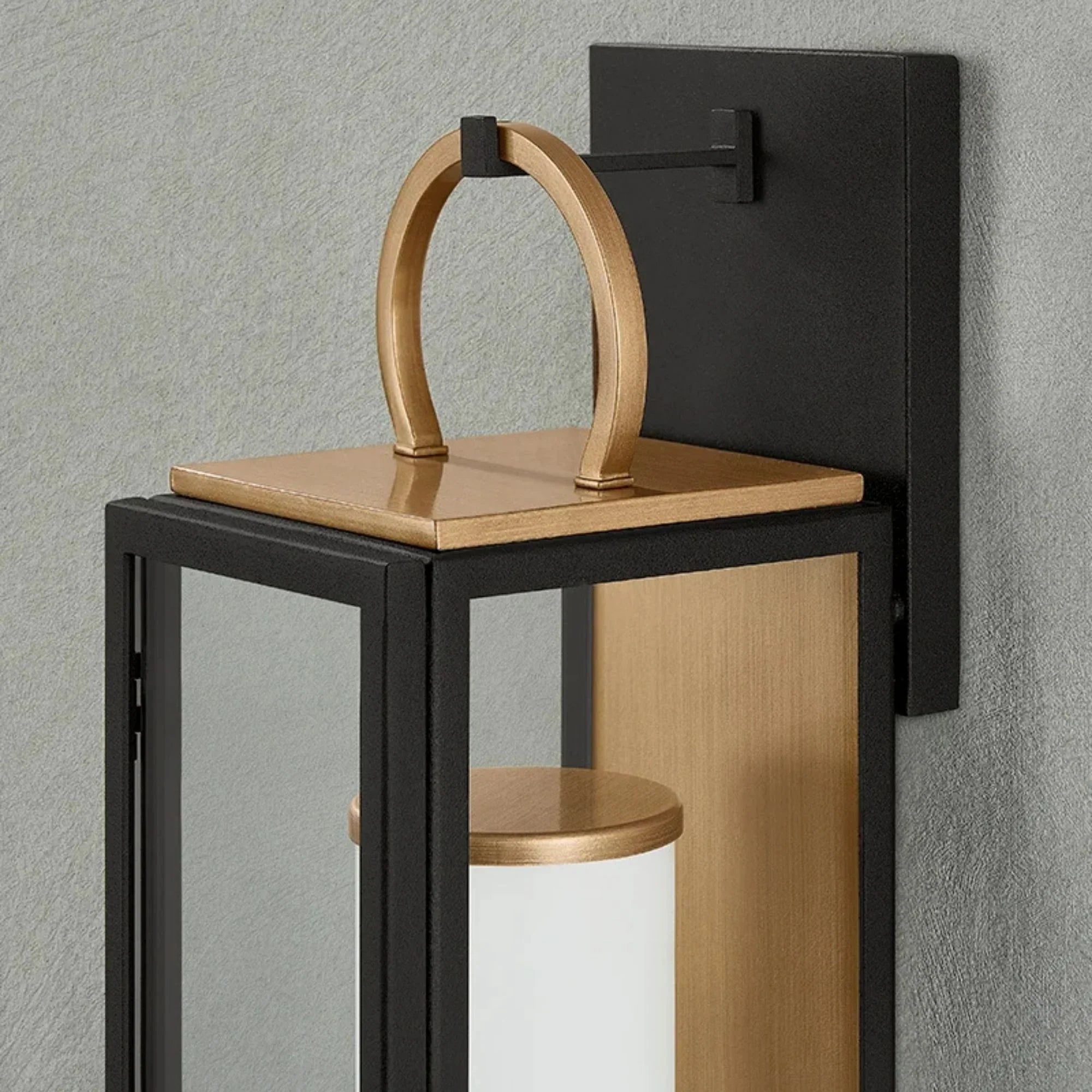 Gareth 18" LED Outdoor Wall Sconce, Patina Brass/Textured Black Finish