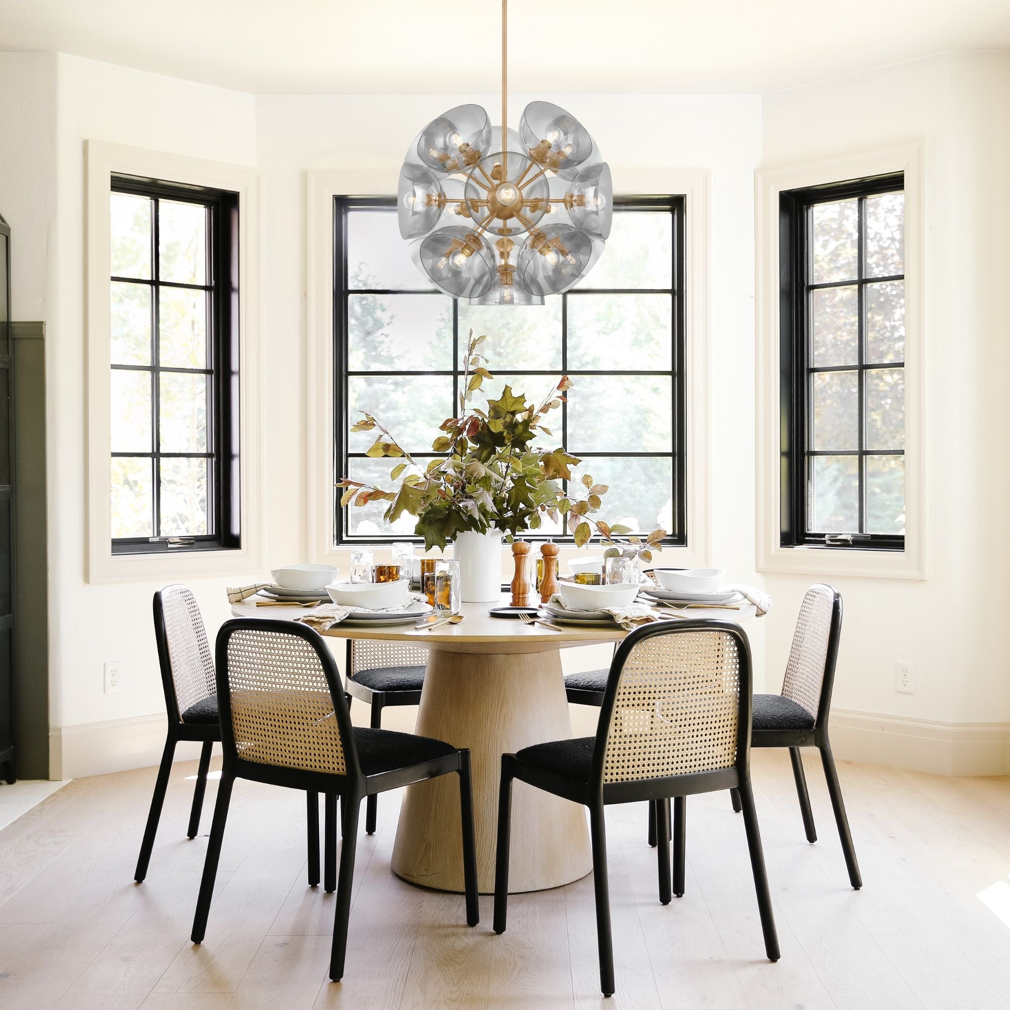 Salix 34" 16-Light Chandelier, Patina Brass Finish