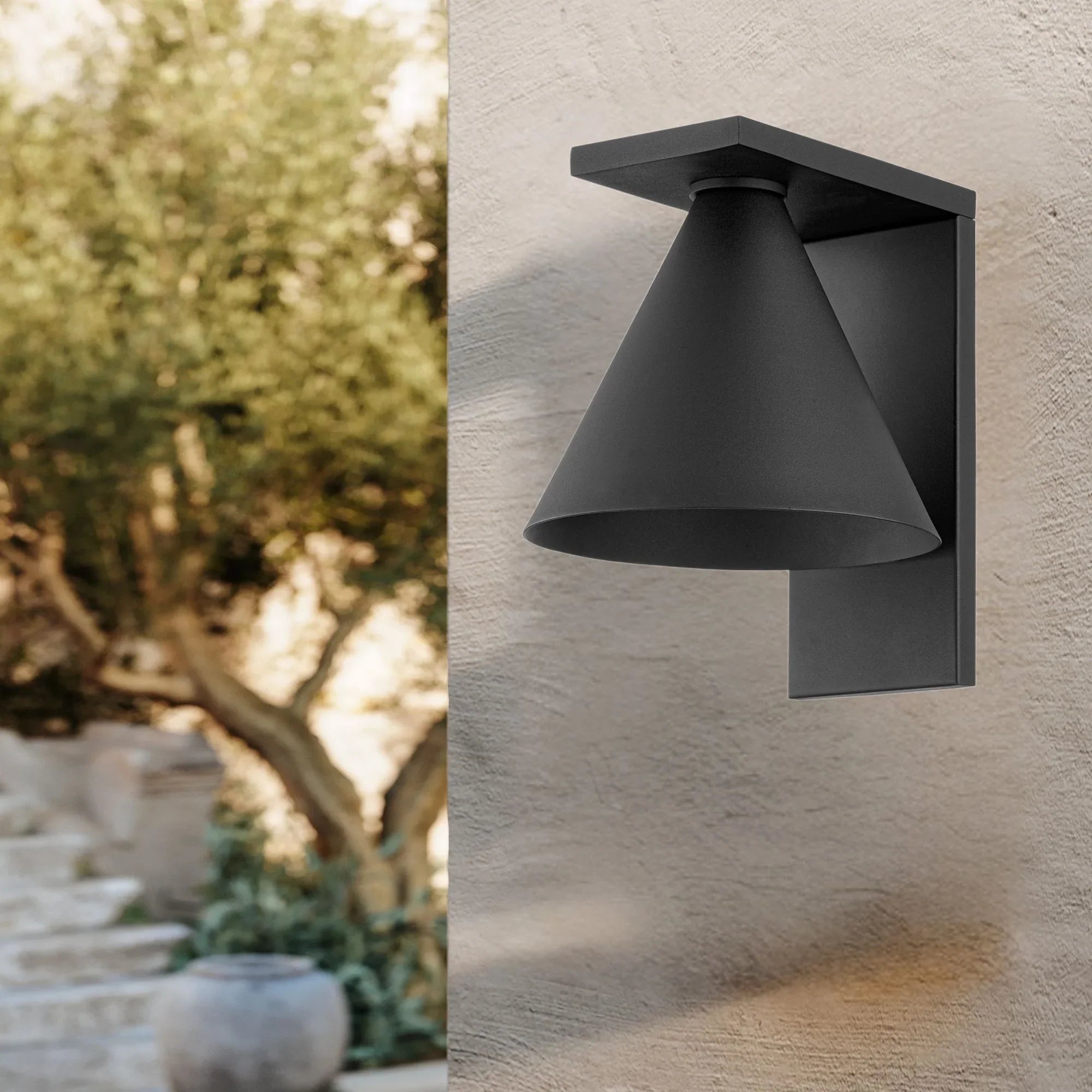 Sean 9" Outdoor Wall Sconce, Textured Black Finish