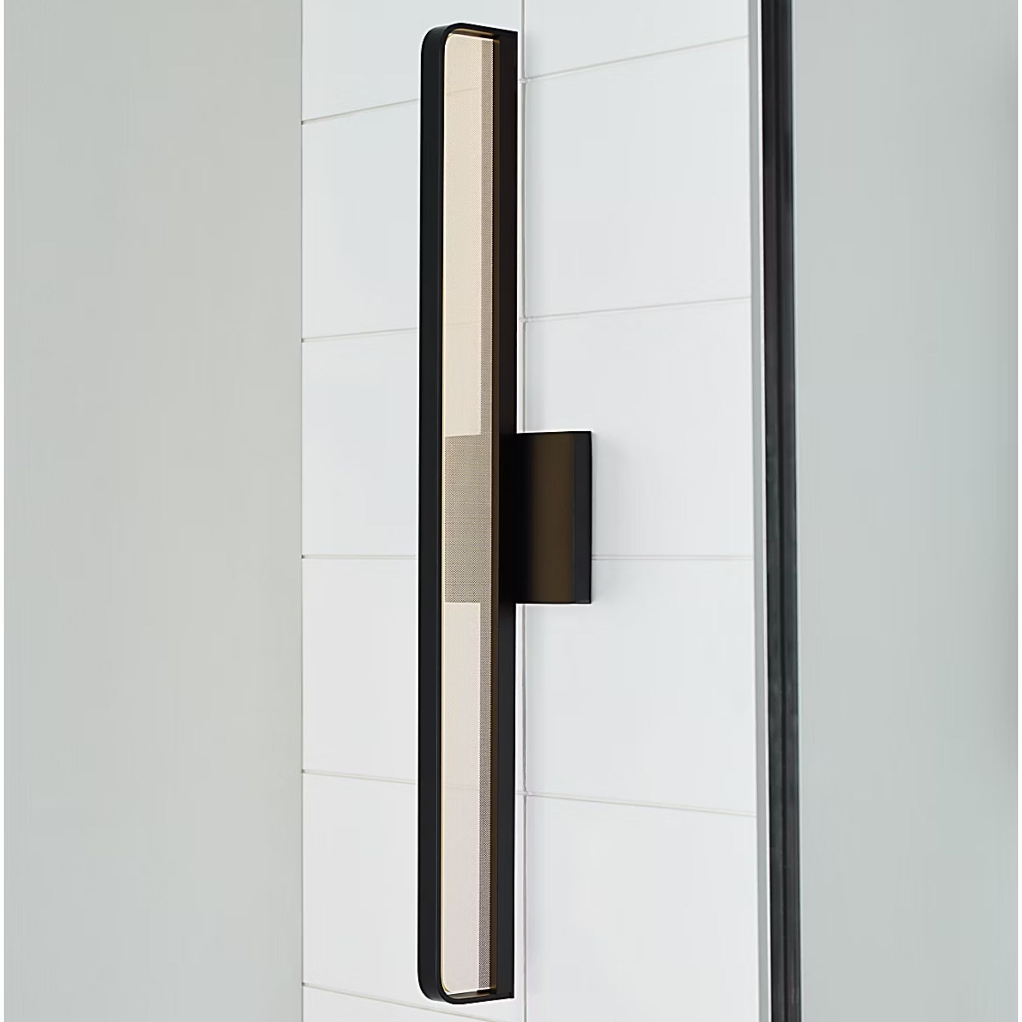 Banda 36" LED Bath, Matte Black Finish