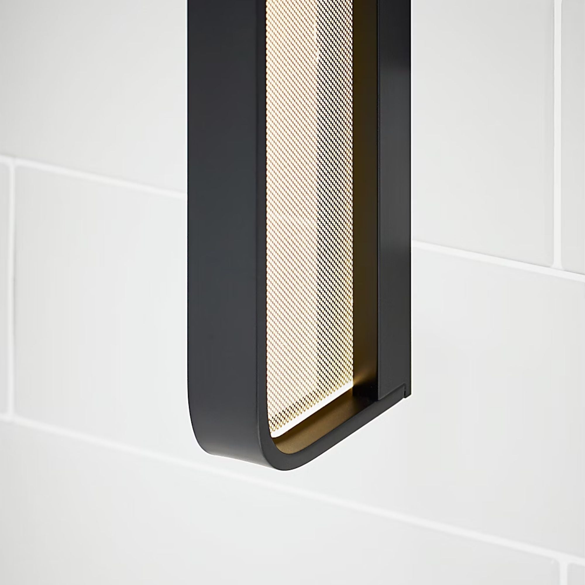 Banda 36" LED Bath, Matte Black Finish