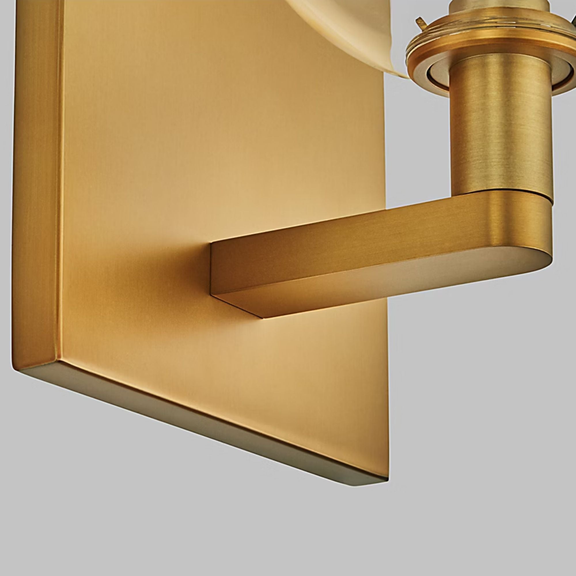 Visual Comfort Modern - Gambit 9" LED Single Wall Sconce, Aged Brass Finish | Bees Lighting