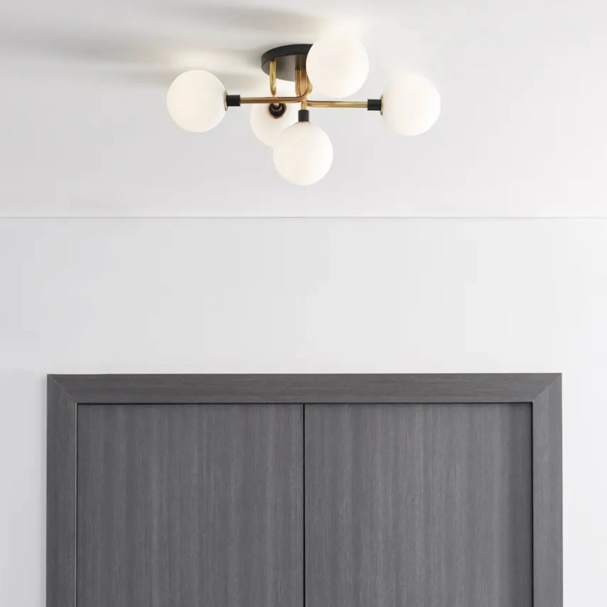 Visual Comfort Modern - Viaggio 22" 5-Light Flush Mount, Opal & Brass Finish | Bees Lighting