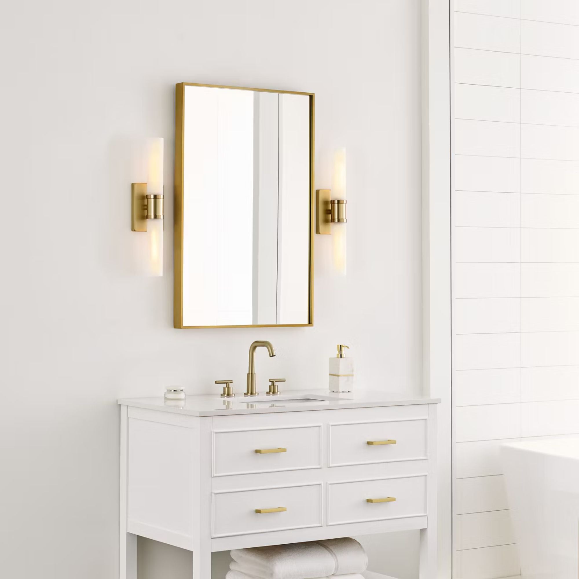 Keaton 20" Medium 2-Light Bathroom Vanity, Satin Brass Finish