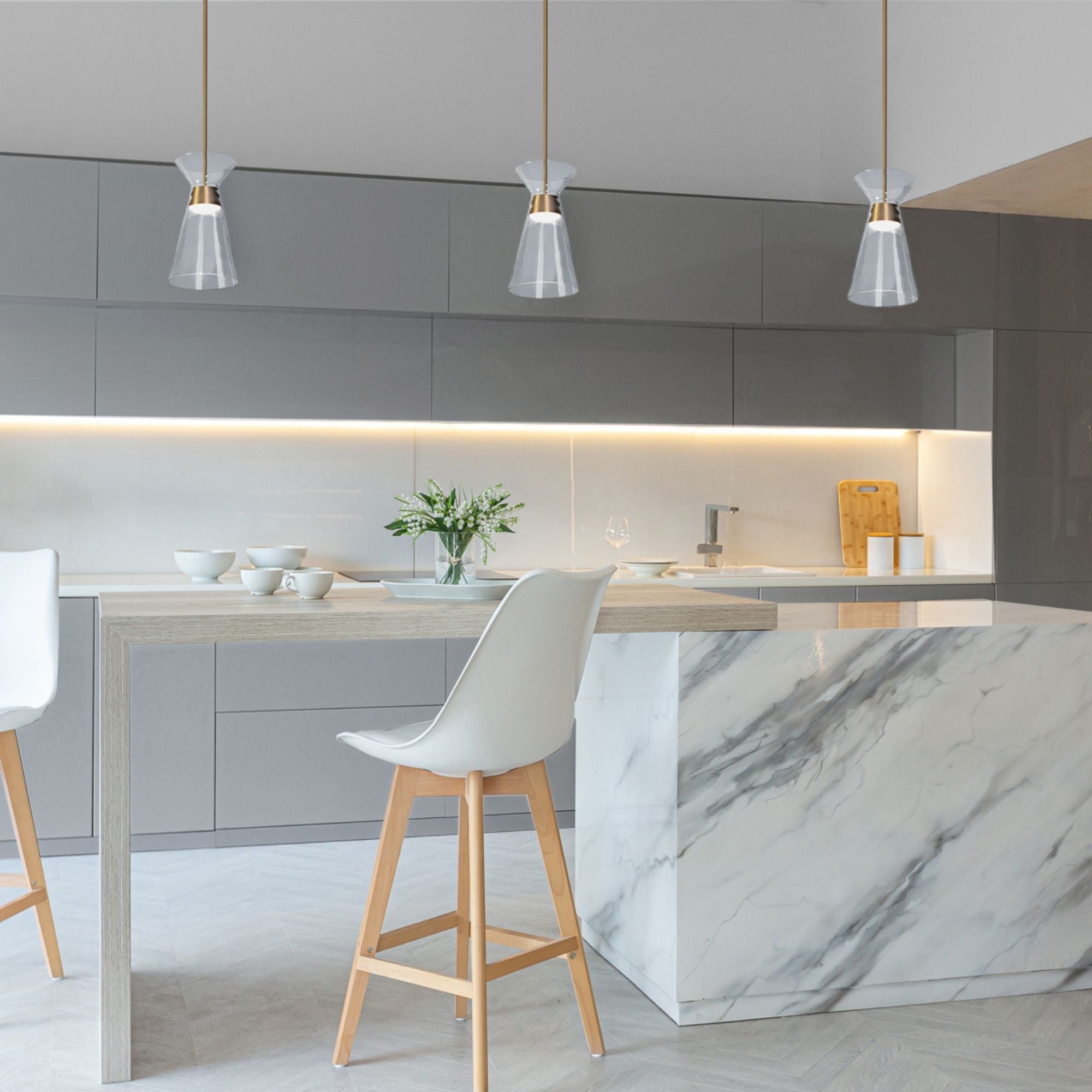 Chandra Tall Pendant - Bees Lighting