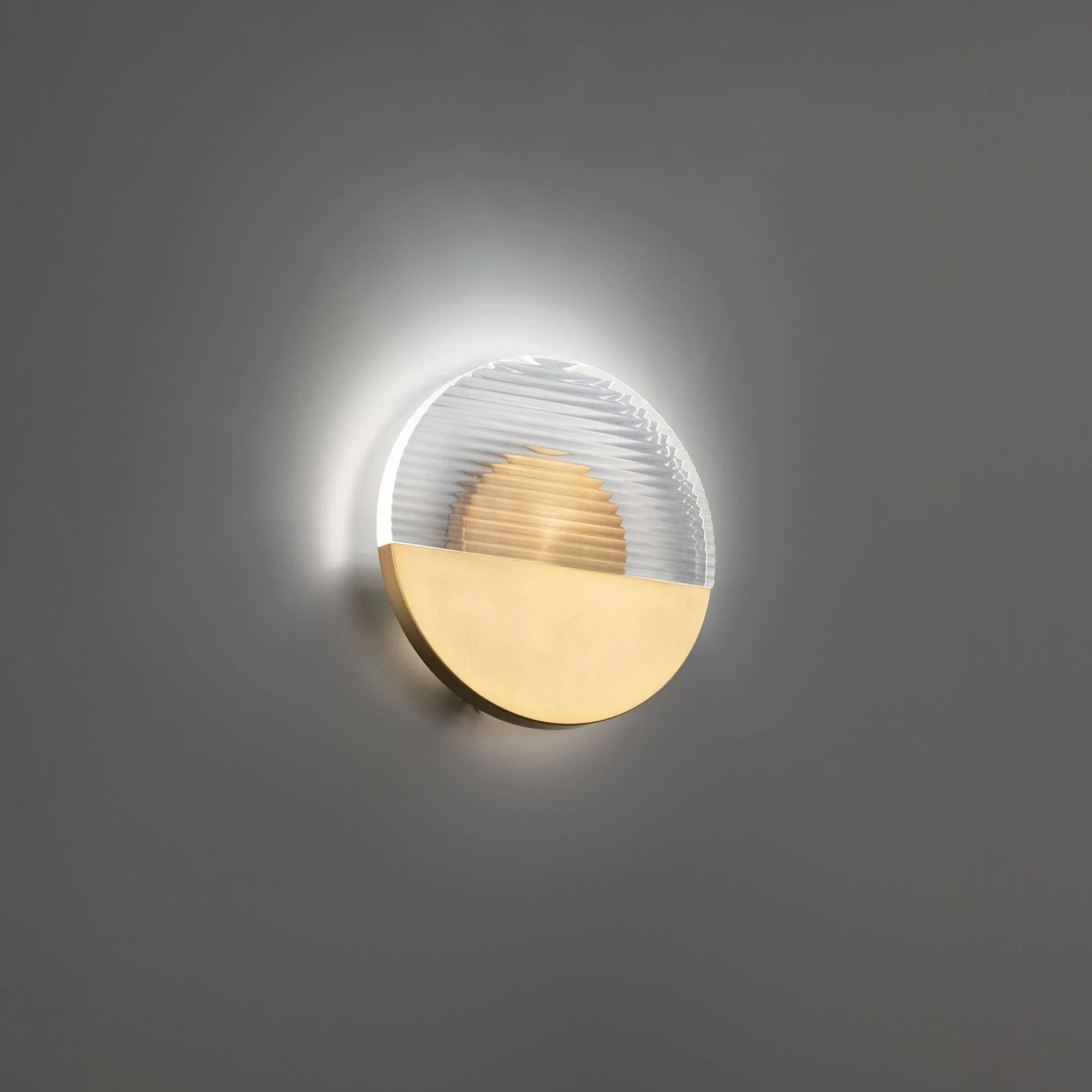 Crescent 10" LED Wall Sconce, 4CCT, Aged Brass Finish