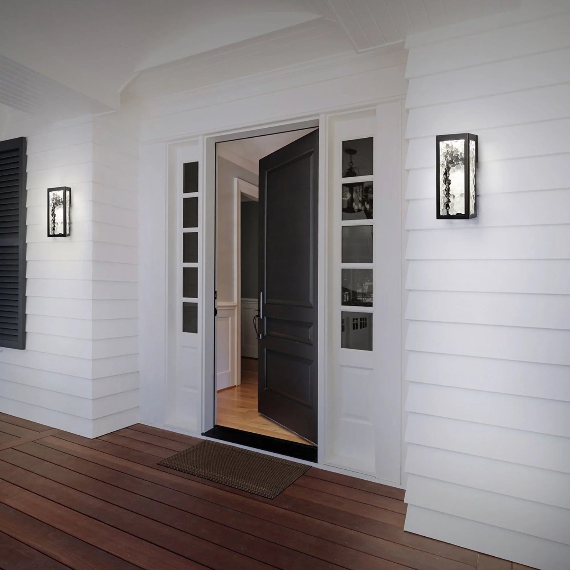 Hawthorne LED Outdoor Wall Light - Bees Lighting