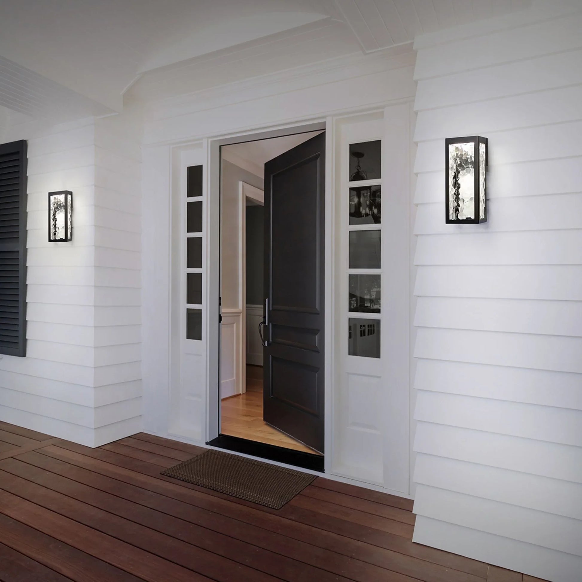 Hawthorne 18" LED Outdoor Wall Light, Black Finish - Bees Lighting