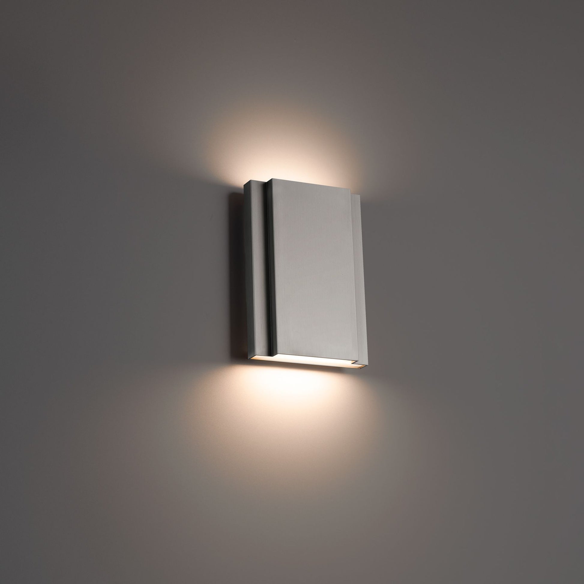 Layne Wall Sconce - Bees Lighting