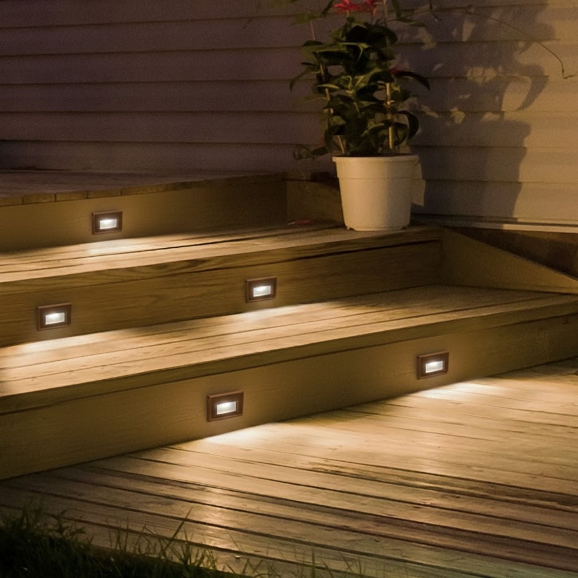 5" Wide LED Step and Wall Light, Bronze on Aluminum Finish, 2700K