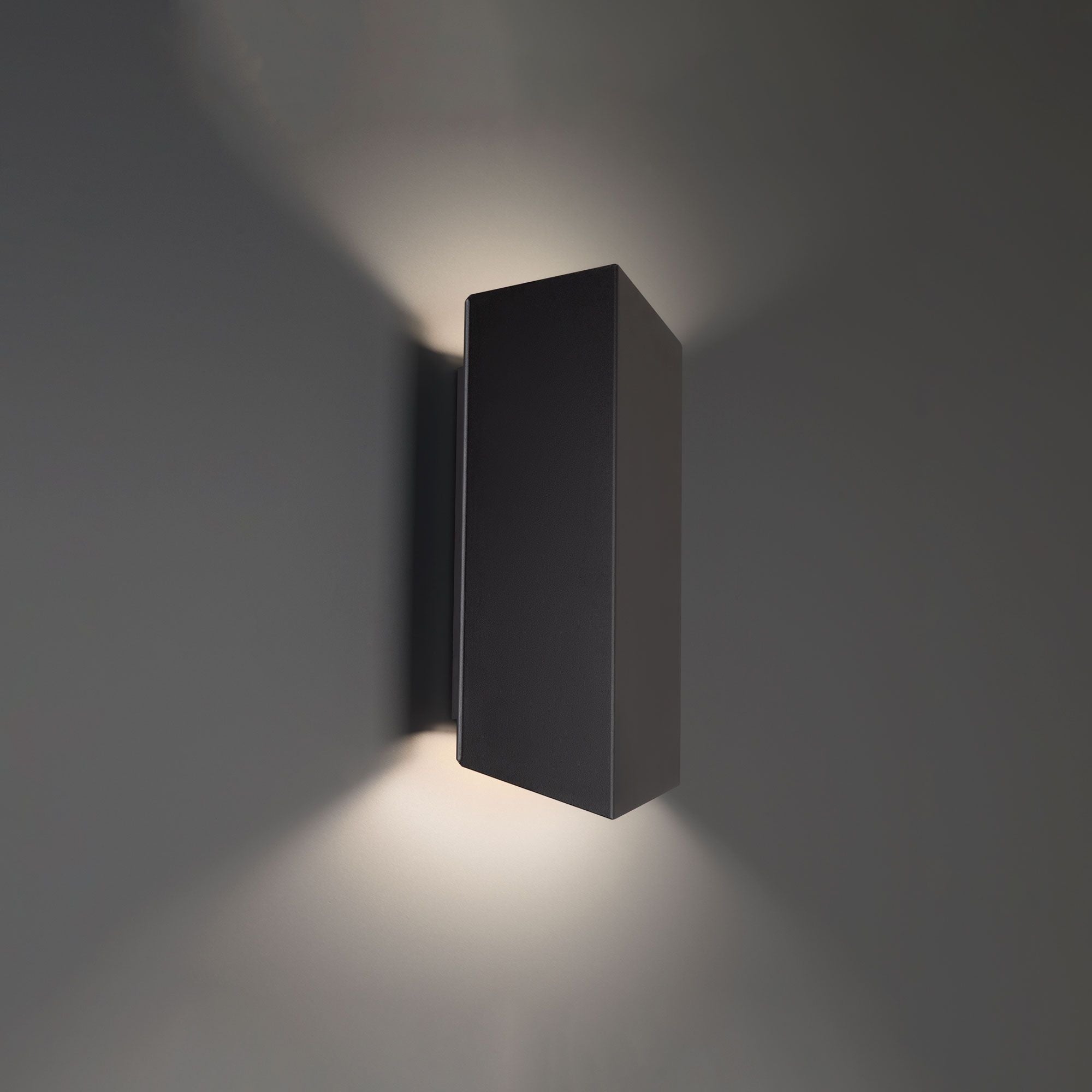SUMMIT 14 in. LED Outdoor Wall Sconce 3000K Black Finish - Bees Lighting
