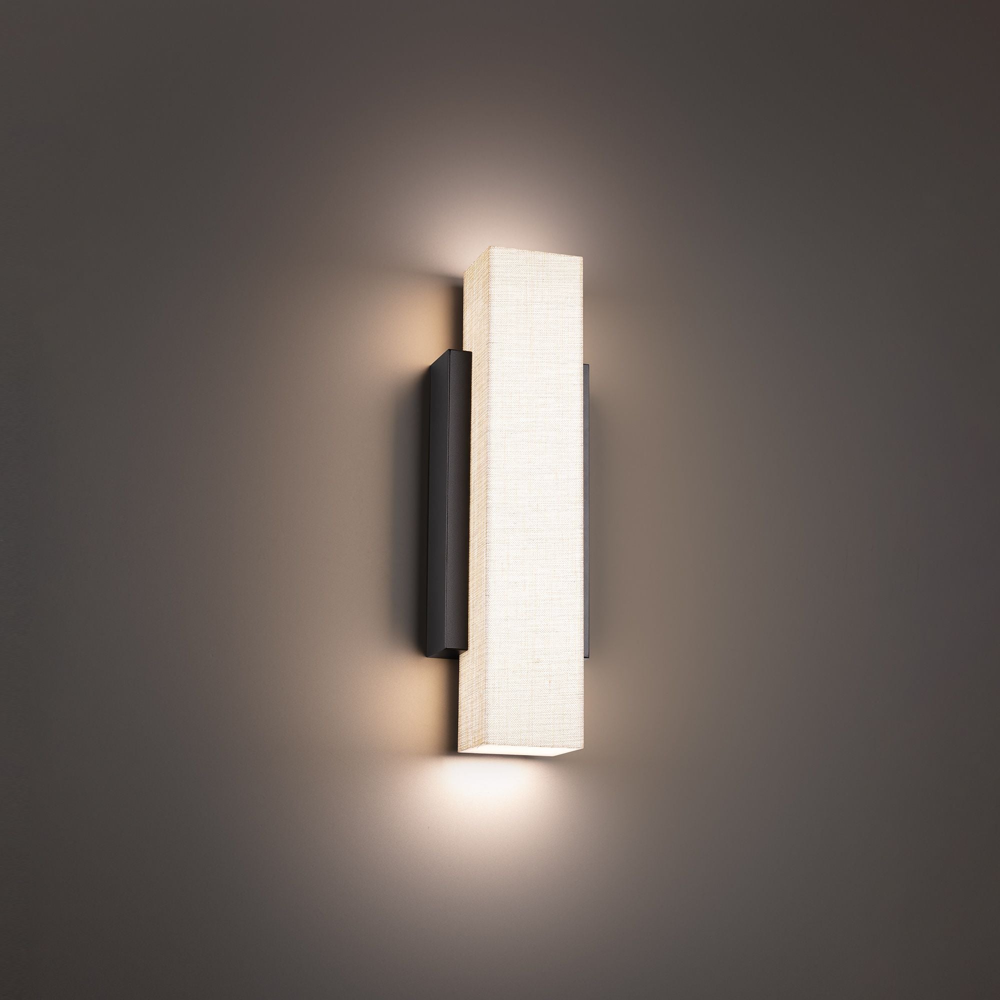 Volga 18" LED Wall Sconce, 3CCT, Black Finish - Bees Lighting